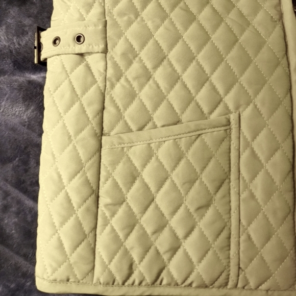 Peck & Peck Light Green Quilted Jacket - Picture 3 of 14